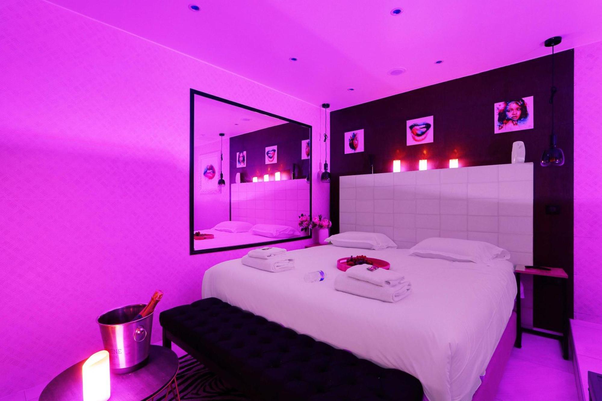 Intimate Apartment With Air Conditioner & Jacuzzi 2Br 6P Montmartre Paris Eksteriør bilde