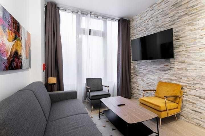 Intimate Apartment With Air Conditioner & Jacuzzi 2Br 6P Montmartre Paris Eksteriør bilde